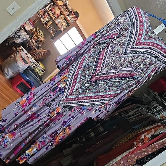 Umgee Multicolor Patterned Top - Picture 2 of 3